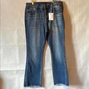 Woman’s plus KanCan size 20 High Rise Jeans Denim raw hem distressed NWT